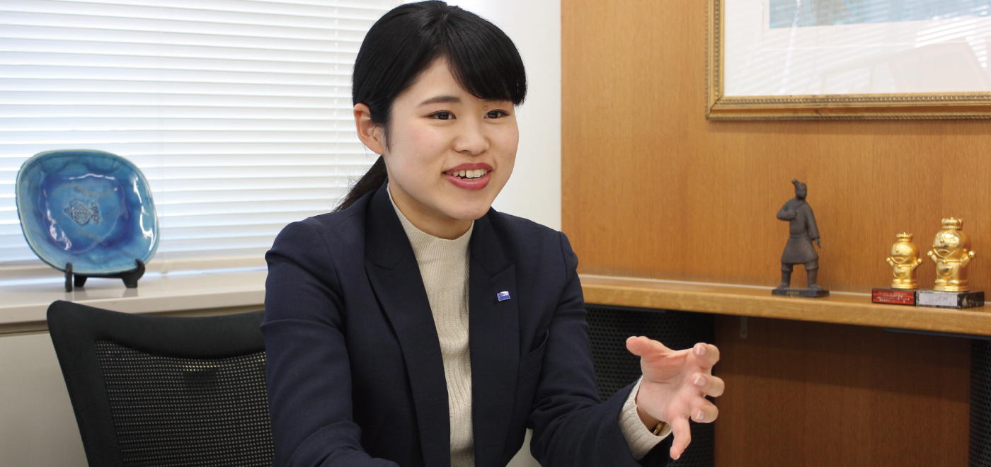 青島 加奈